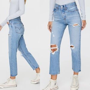 Levi's Wedgie Straight Jeans - Size 28